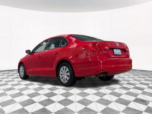 Used 2013 Volkswagen Jetta S image 8