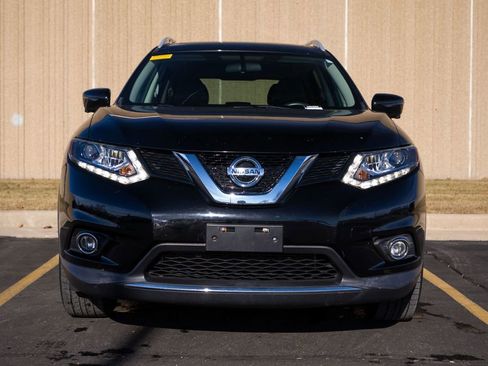 Used 2016 Nissan Rogue SL w/ SL Premium Package image 3