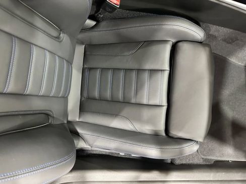 Used 2024 BMW M2 image 18