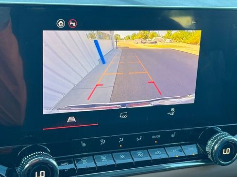 New 2026 GMC Canyon AT4 AWD/4WD image 16