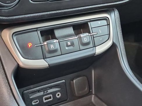 Certified 2024 GMC Terrain Denali w/ Denali Premium Package AWD/4WD image 16