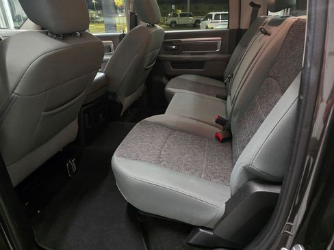 Used 2016 RAM 1500 Big Horn AWD/4WD image 38