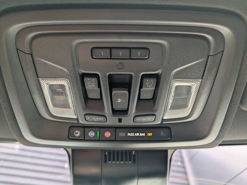 Used 2024 GMC Sierra 2500 AT4 w/ AT4 Premium Plus Package AWD/4WD image 30