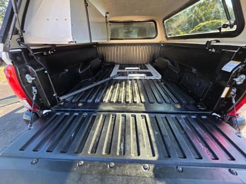 Used 2021 Toyota Tacoma SR image 34