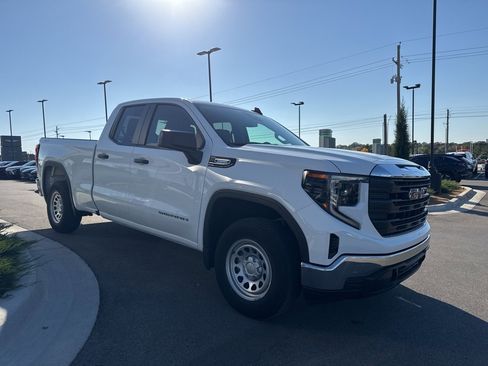 Used 2024 GMC Sierra 1500 Pro w/ Pro Value Package image 3