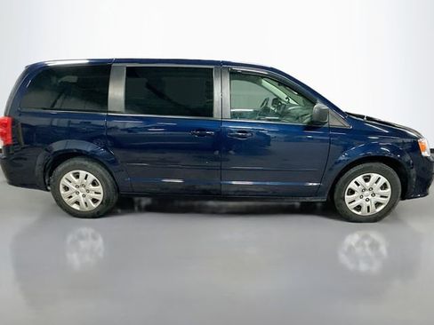 Used 2017 Dodge Grand Caravan SE w/ Power Window Group image 5