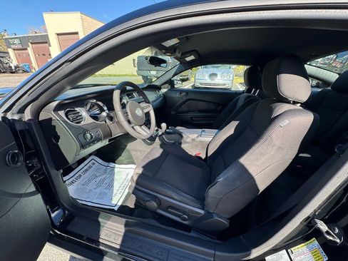 Used 2012 Ford Mustang GT w/ Security Pkg image 16