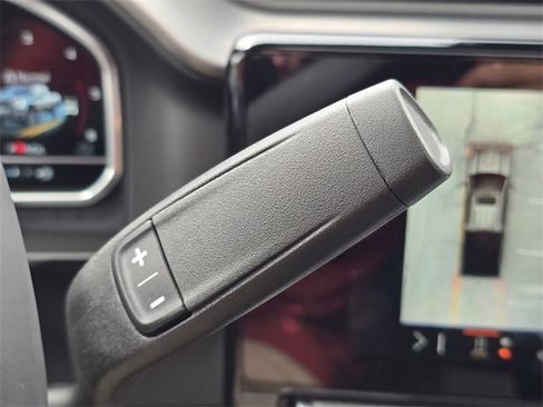 New 2025 GMC Sierra 3500 Denali w/ Denali Reserve Package image 36