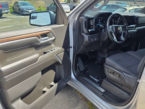 Used 2023 Chevrolet Silverado 1500 LT w/ All Star Edition Plus AWD/4WD image 18