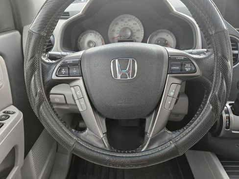 Used 2014 Honda Pilot Touring image 27