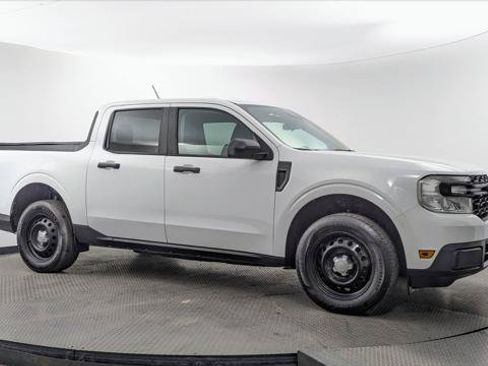 Used 2024 Ford Maverick XL FWD image 11