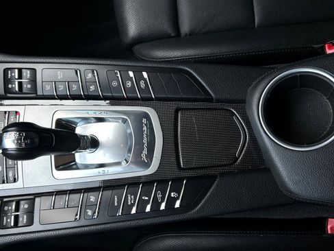 Used 2015 Porsche Panamera 4S image 15