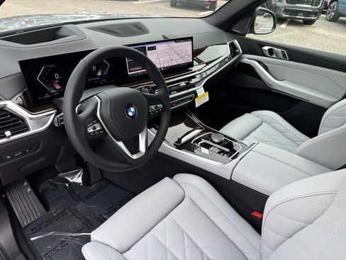 New 2026 BMW X5 sDrive40i w/ Premium Package image 16