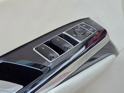 New 2026 Cadillac Escalade ESV Platinum Sport w/ LPO, ONYX Package image 27