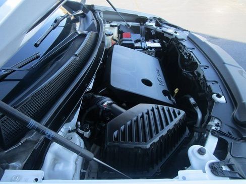 Used 2019 Chevrolet Traverse LT w/ LT Premium Package image 10