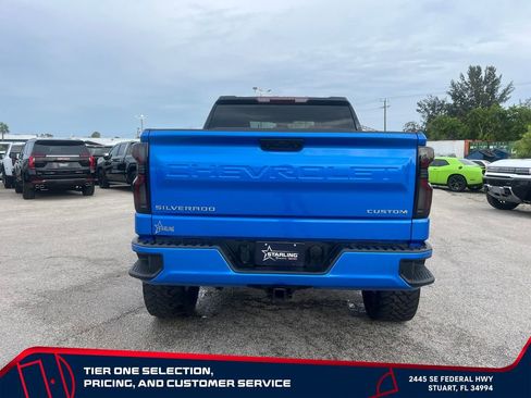 Used 2025 Chevrolet Silverado 1500 Custom w/ Turbomax Blackout Package RWD image 6