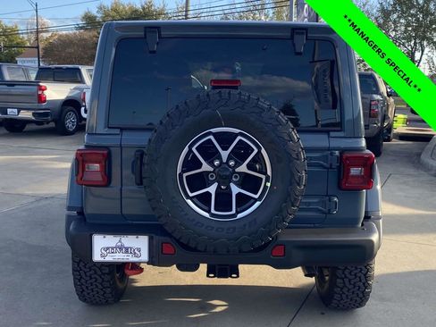 New 2026 Jeep Wrangler Rubicon w/ Steel Bumper Group image 36