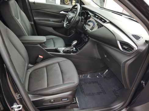 Used 2023 Buick Encore GX Essence image 30