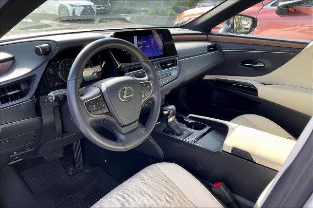 Certified 2024 Lexus ES 350 w/ Premium Package FWD image 2