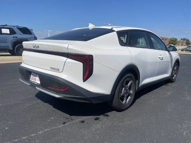 Used 2025 Kia K4 FWD image 34