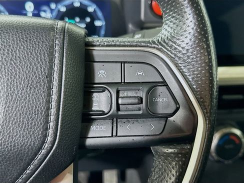 Used 2024 Toyota Tacoma TRD Off-Road image 23