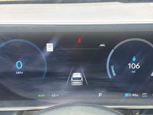 Used 2024 Hyundai Kona SEL FWD image 22