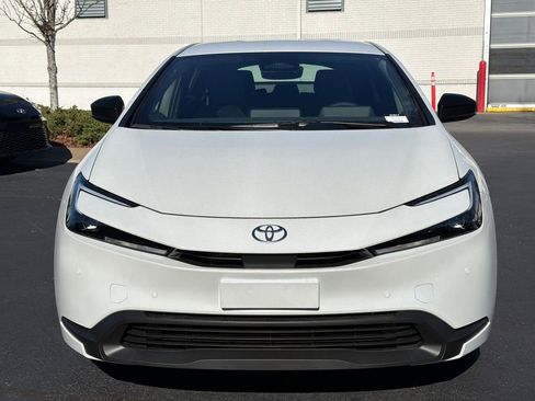 New 2026 Toyota Prius LE image 8