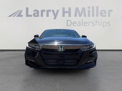 Used 2018 Honda Accord Sport image 8