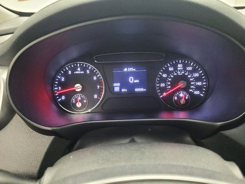 Used 2019 Kia Sorento FWD V6 image 23