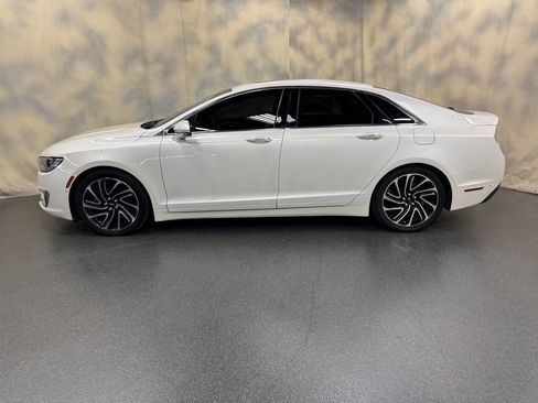 Used 2020 Lincoln MKZ Reserve w/ Luxury Package FWD image 3