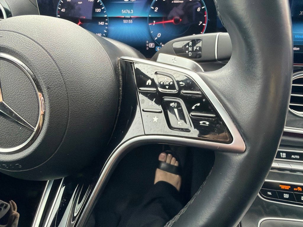 Used 2022 Mercedes-Benz E 350 4MATIC Sedan image 18