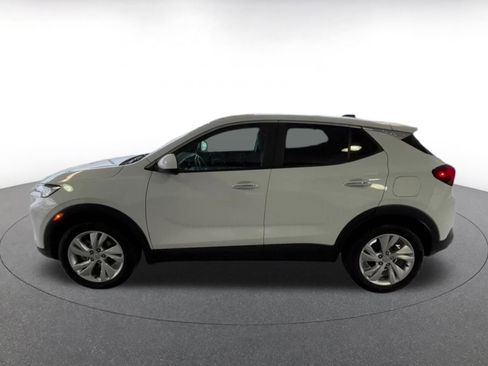 Used 2025 Buick Encore GX Preferred image 11