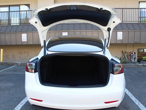 Used 2023 Tesla Model 3 Standard Range RWD image 25