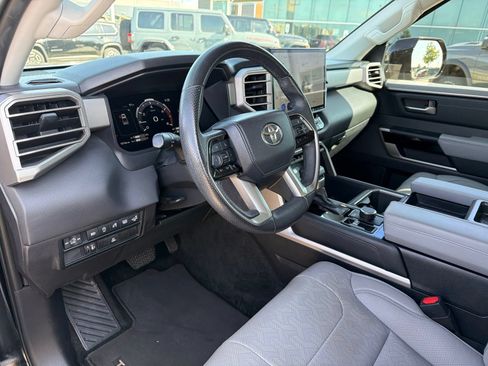 Used 2024 Toyota Tundra Limited w/ Power Package AWD/4WD image 11