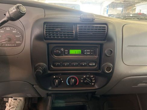 Used 2009 Ford Ranger XL image 10