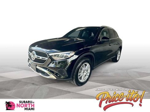 Used 2026 Mercedes-Benz GLC 300 image 1