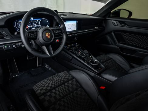 Certified 2026 Porsche 911 Carrera GTS image 4