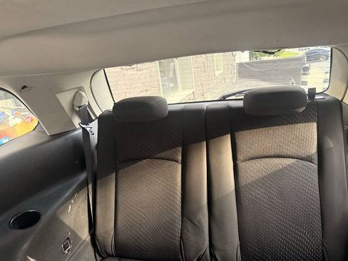 Used 2018 Dodge Journey SE FWD image 11
