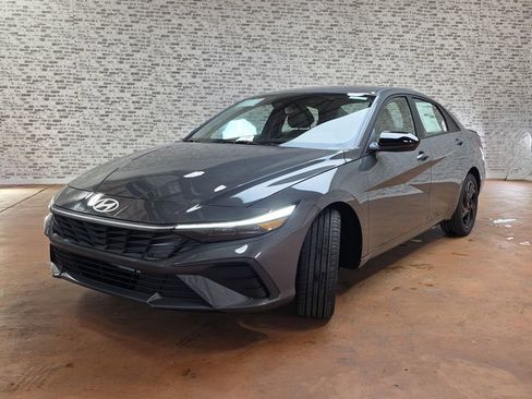 New 2026 Hyundai Elantra Sport FWD image 4