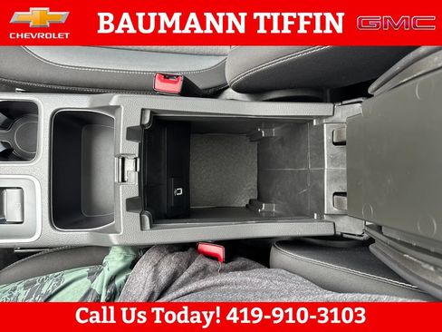 Used 2018 Ford Escape SE w/ SE Sync 3 Package AWD/4WD image 16