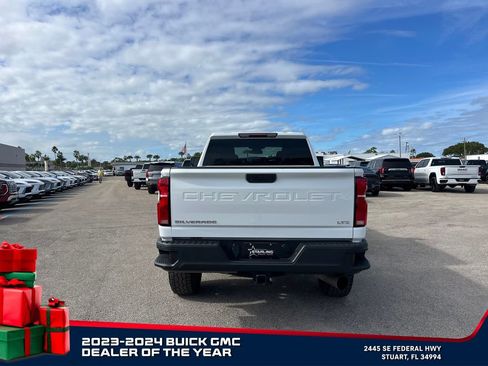 Used 2024 Chevrolet Silverado 2500 LTZ image 6