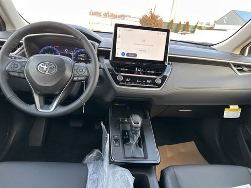 New 2026 Toyota Corolla Cross XLE image 12