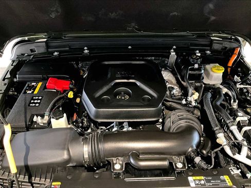 Used 2024 Jeep Wrangler Unlimited Rubicon 4xe image 24