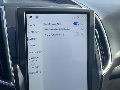 Used 2023 Ford Edge Titanium w/ Class II Trailer Tow Package image 13