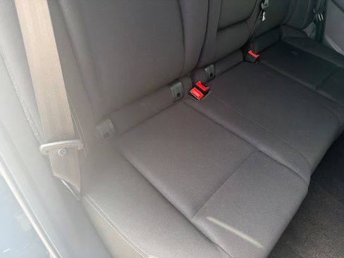 Used 2025 Nissan Rogue S FWD image 12