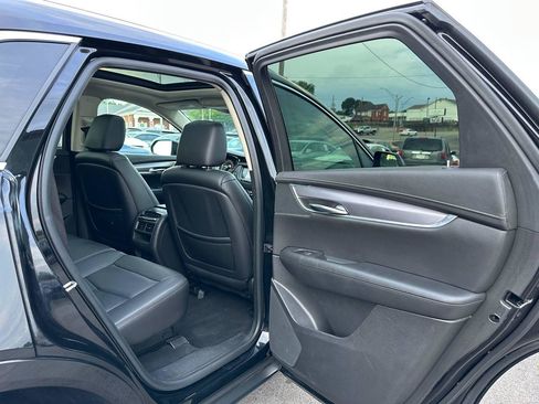 Used 2019 Cadillac XT5 Premium Luxury AWD/4WD image 30
