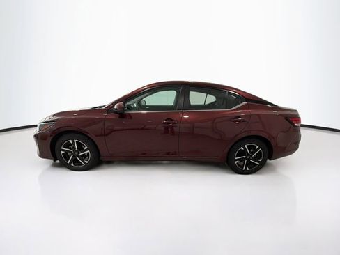 Used 2024 Nissan Sentra SV image 4