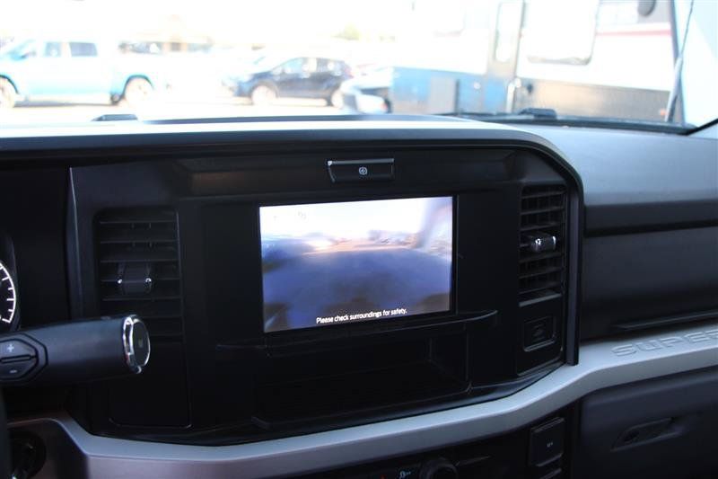 Used 2025 Ford F350 XLT AWD/4WD image 43