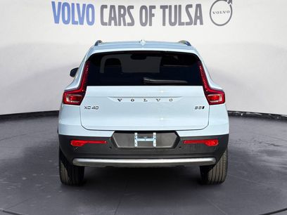 New 2025 Volvo XC40 B5 Ultra w/ Protection Package