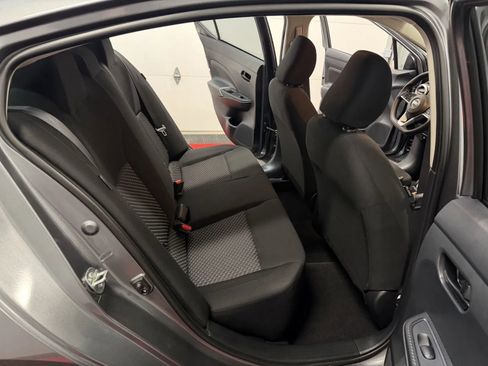Used 2022 Nissan Versa S FWD image 42